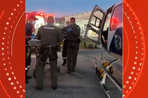 Menina de 3 anos sofre trauma na cabeça em colisão entre veículos e é resgatada de helicóptero no ES