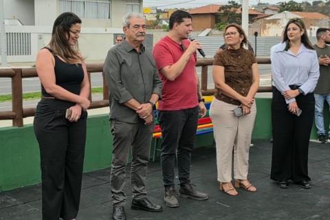 Novas brinquedopraças na Praia Central e na Barra de Marataízes