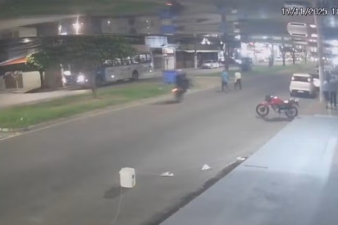 Motociclista faz manobra, atropela e mata idoso de 82 anos na Serra; esposa também se fere