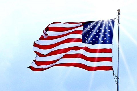 FBI solicita ajuda da polícia do Espírito Santo após mulher ameaçar explodir empresa nos Estados Unidos .